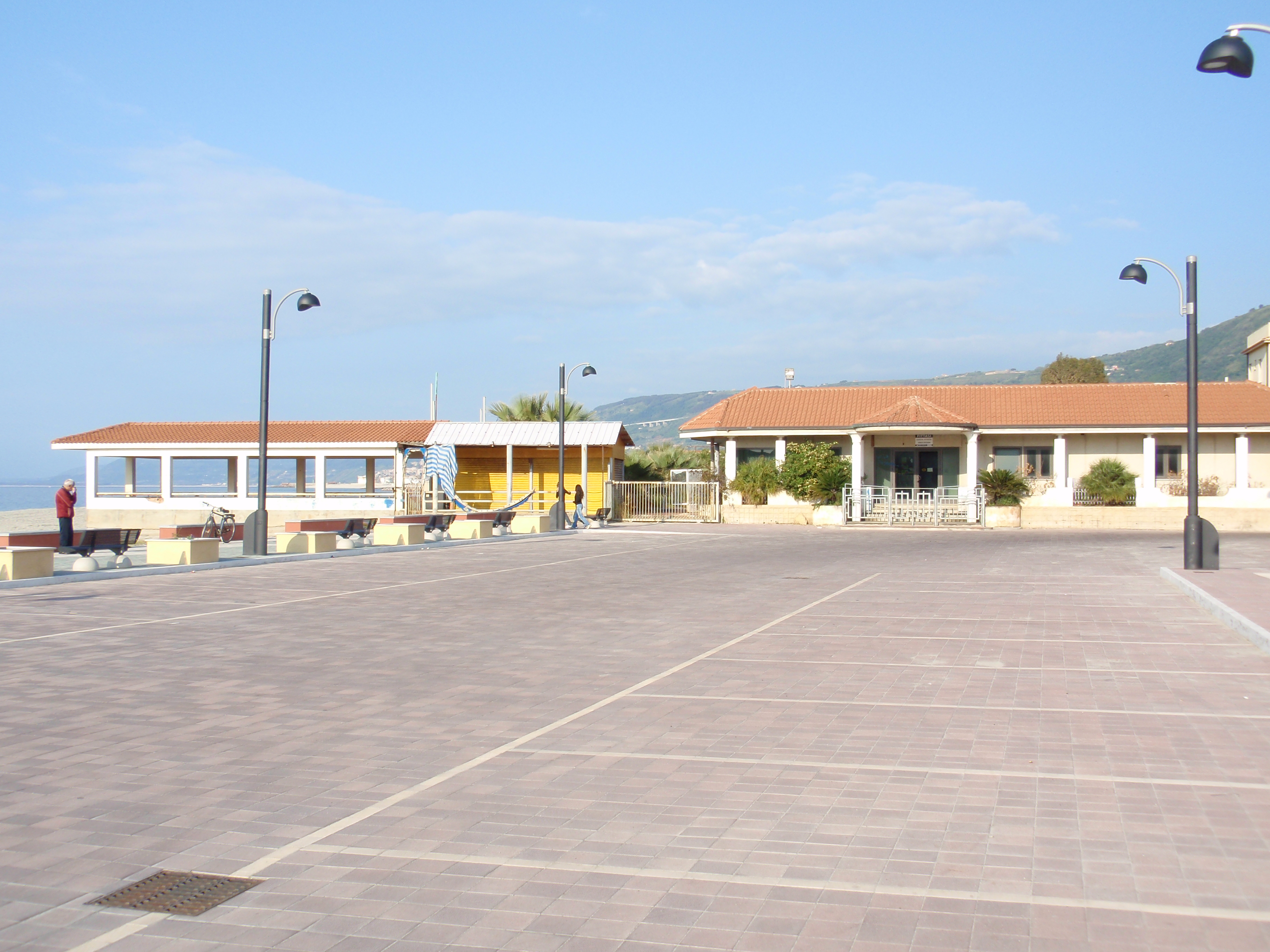 Vibo Marina (VV) - Parcheggio